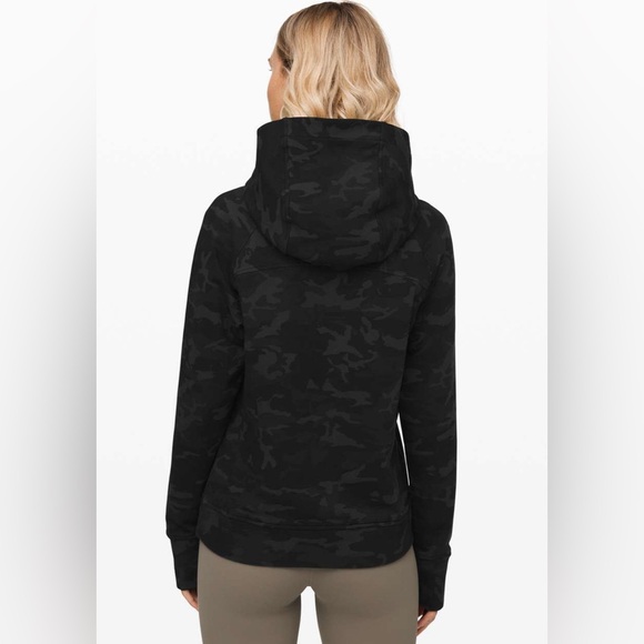 Lululemon Scuba Pullover Hoodie Black Camo Size 6 - Picture 2 of 8